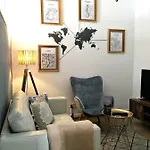 Lägenhet Cozy Getaway In Nicosia