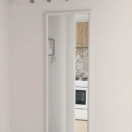 Cozy Getaway In Nikosia