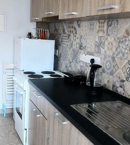 Cozy Getaway In 公寓